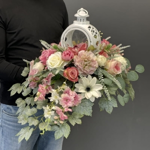 Kompozycja wiązanka nagrobna stroik na grób lampion Corina wz.7