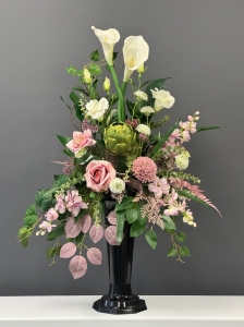 Kompozycja bukiet z kaliami nowoczesny