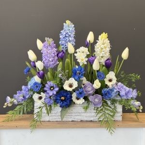 Kompozycja wiosenna kwiaty w donicy ogródek Narina wz.2