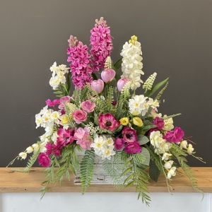 Kompozycja wiosenna kwiaty w donicy ogródek Flara wz.1