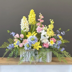 Kompozycja wiosenna kwiaty w donicy ogródek Crida wz.2