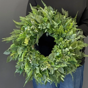 Wianek na drzwi kominek zielone rośliny 