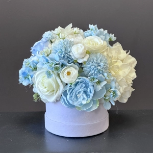 Flower Box dla dziecka – wyjątkowy prezent na narodziny, chrzest i roczek Blue M
