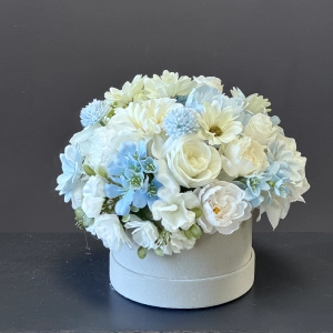 Flower Box dla dziecka – wyjątkowy prezent na narodziny, chrzest i roczek Blue M